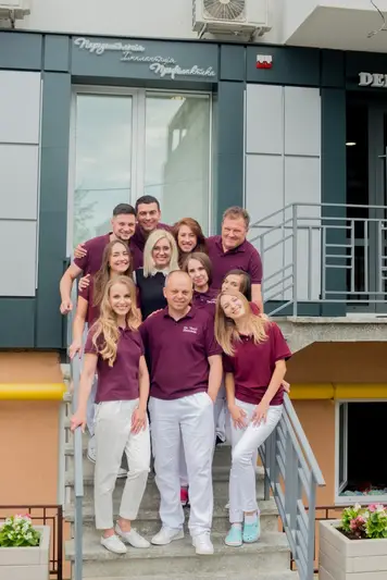 Фото компанії B&M Dental clinic
