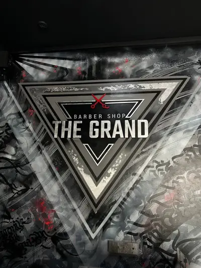 Фото компанії The Grand Barbershop