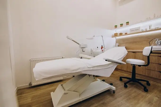 Фото компанії Клініка дерматології & косметології Skinlounge