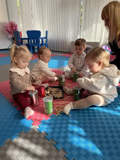 Фото компанії Peek-a-Boo