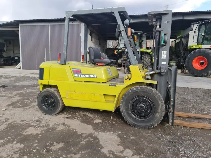 Фото компанії PRT FORKLiFT