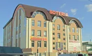 Фото компанії Пошиття та ремонт одягу  "Лариса"