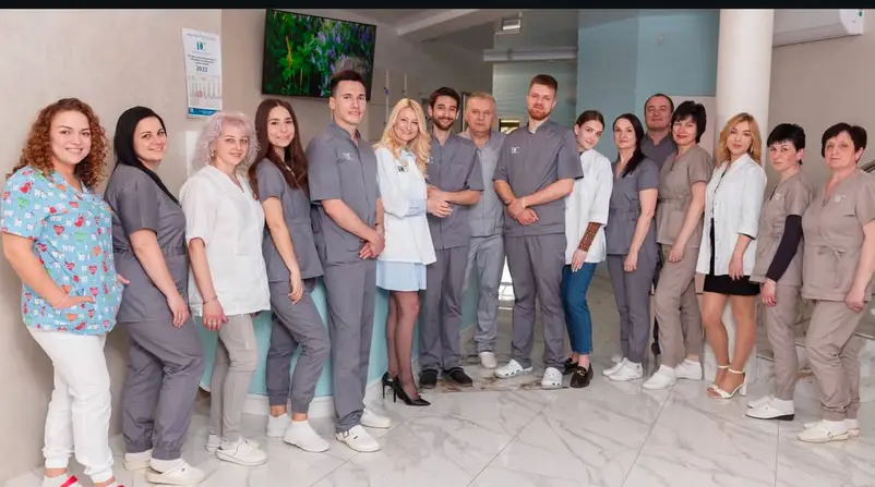 Фото компанії Стоматологічна клініка "Dental Classic"