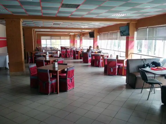 Фото компанії Cafeteria_fashion