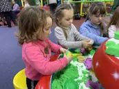 Фото компанії Дитячий розважальний центр "Мадагаскар"