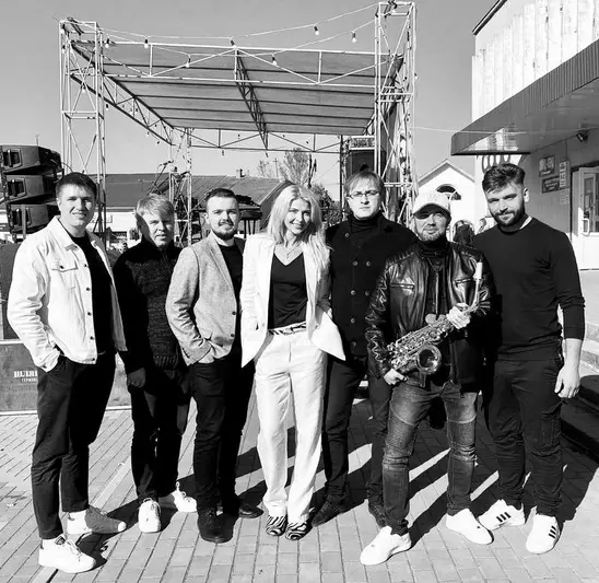 Фото компанії Кавер група "VILNI music band"
