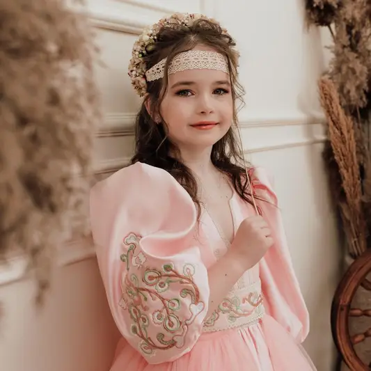 Фото компанії Салон прокату суконь і костюмів "Garmatyuk kids"