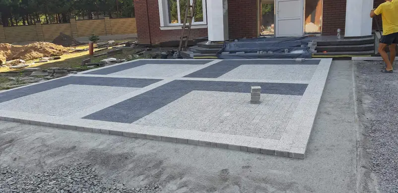 Фото компанії Вкладання бруківки