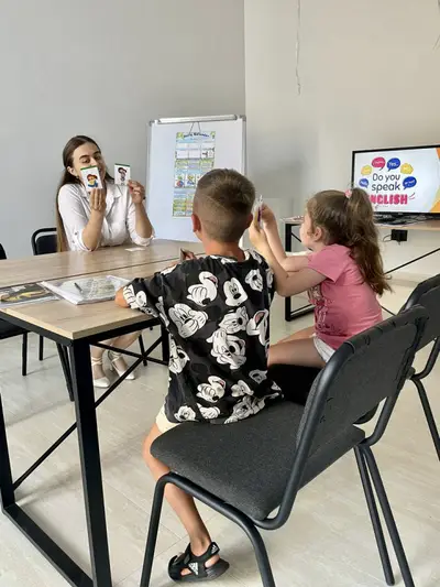 Фото компанії Мовна школа "Intelegy"