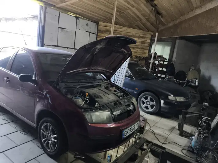 Фото компанії СТО на Будівельників