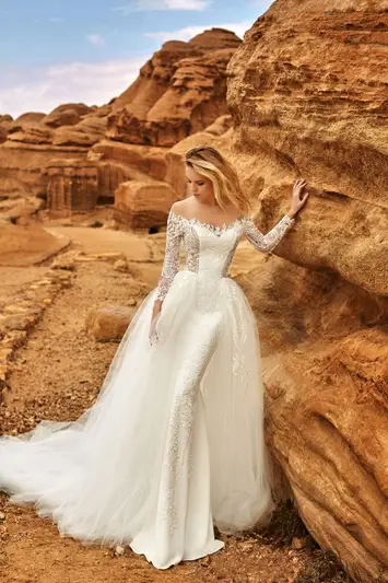 Фото компанії Брендовий салон "OKSANA MUKHA"