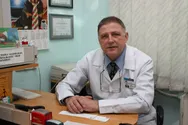 Фото компанії Лікар-дерматовенеролог вищої категорії "Буряк Володимир Ми +