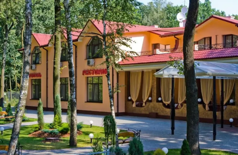 Фото компанії Готельно-ресторанний комплекc "Зелений гай"