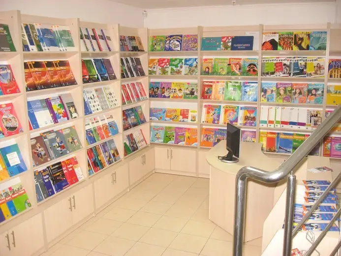 Фото компанії Магазин "Dinternal-Book"