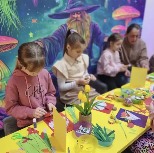 Фото компанії Дитячий клуб "Дім свят" Крила"
