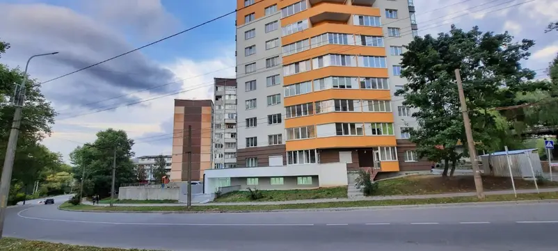 Фото компанії Агенція нерухомості "Басараб"