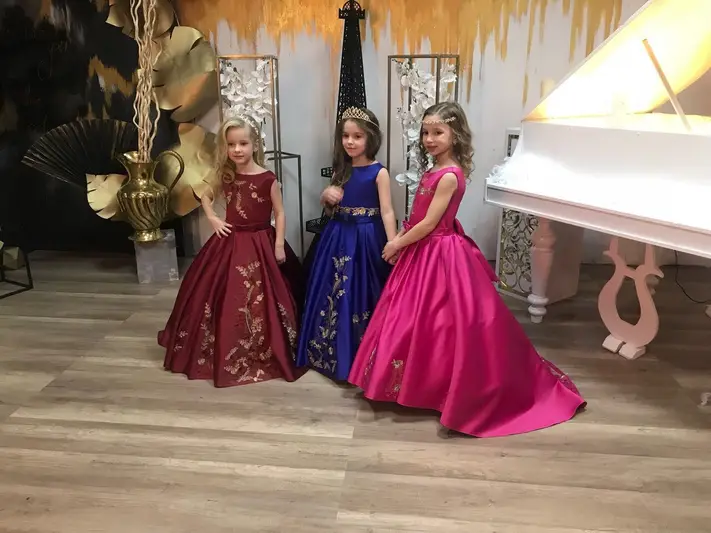 Фото компанії Весільний салон "Олеся"