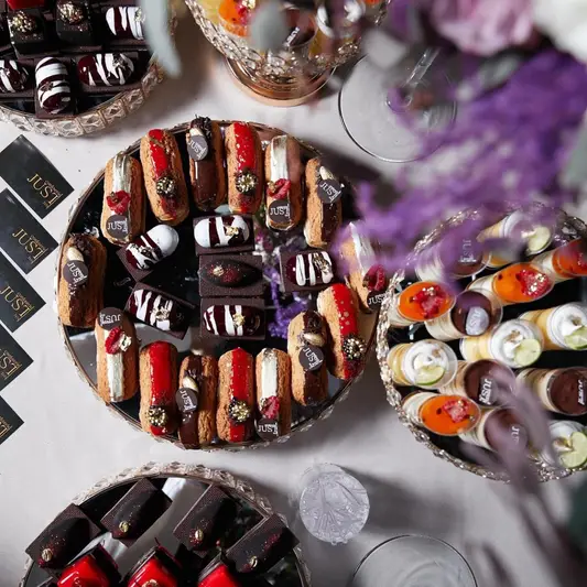 Фото компанії Кафе-кондитерська "Confiserie Just"