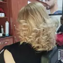 Фото компанії Салон-перукарня "Родзинка"