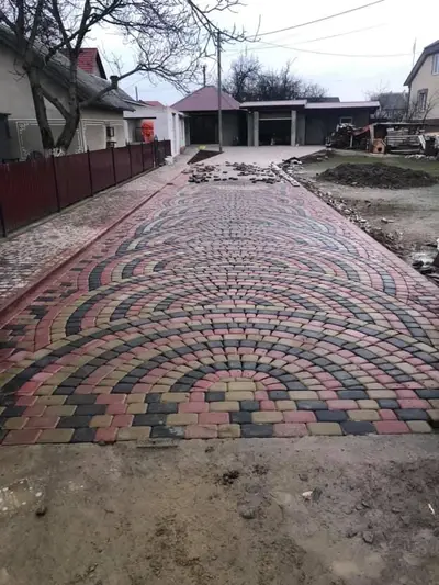 Фото компанії Укладка бруківки