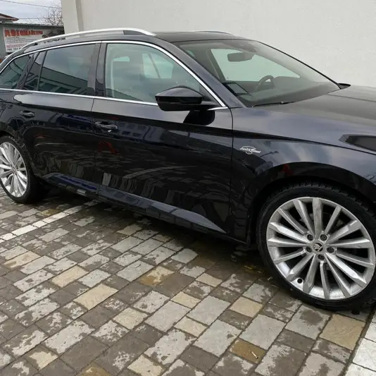 Фото компанії CARSTYLE