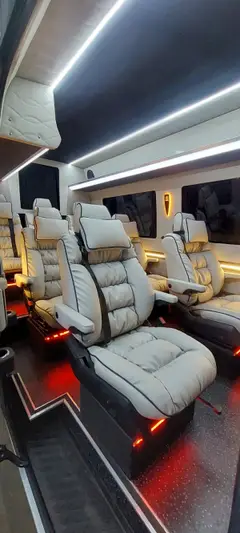 Фото компанії Перетягування салону авто