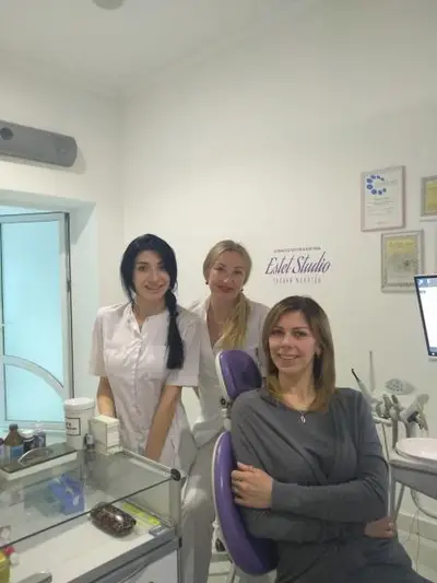Фото компанії Стоматологічна клініка "Estet Studio Галини Макогон"