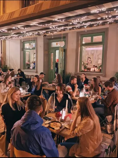 Фото компанії People place bar