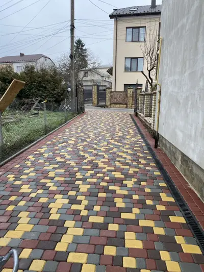 Фото компанії BrukTouch