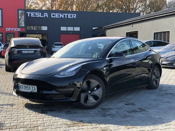 Фото компанії Tesla Center Chernivtsi
