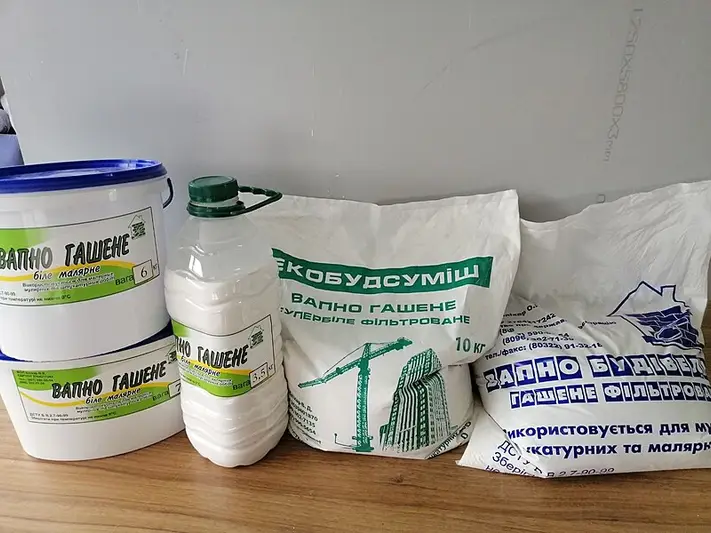 Фото компанії Вапняні та цементні суміші