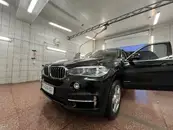 Фото компанії V12