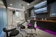Фото компанії Естетична стоматологія dr. Yatsukha