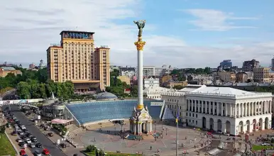 По цікавих місцях у Києві: місто, яке щоразу відкривається по-новому