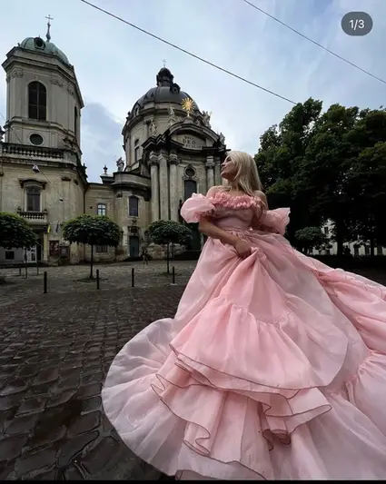 Фото компанії Шоурум оренди одягу "Rianetti"